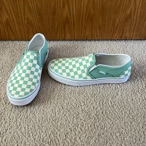 Vans shoes - women’s size 8.5, green and white checkered